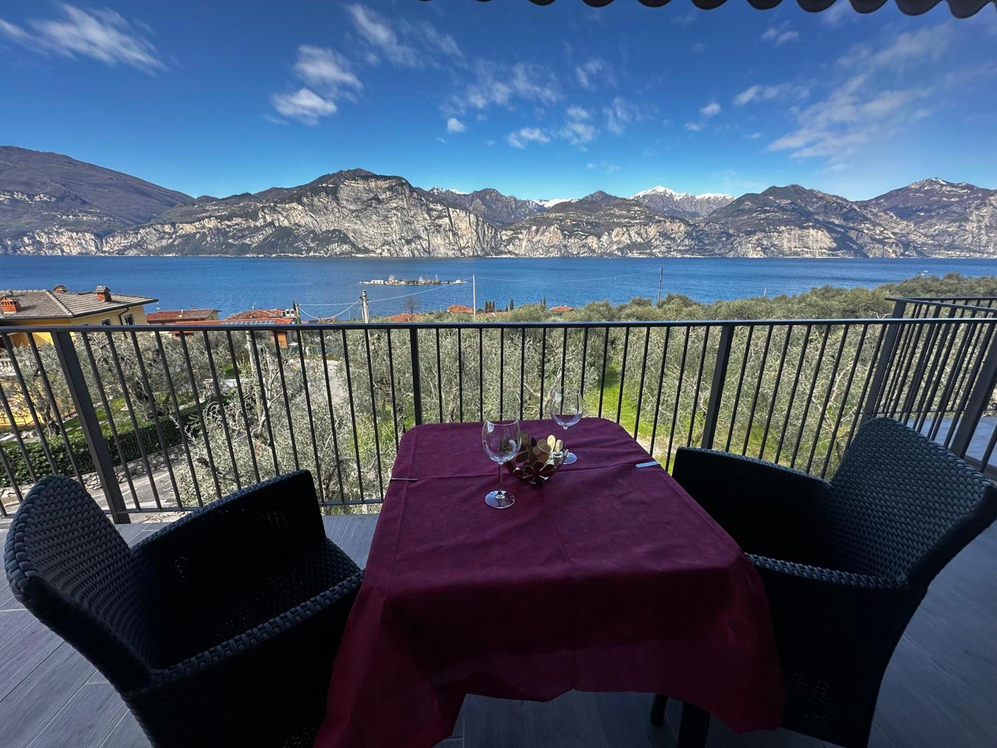 Villalvento Brenzone sul Garda Exterior foto